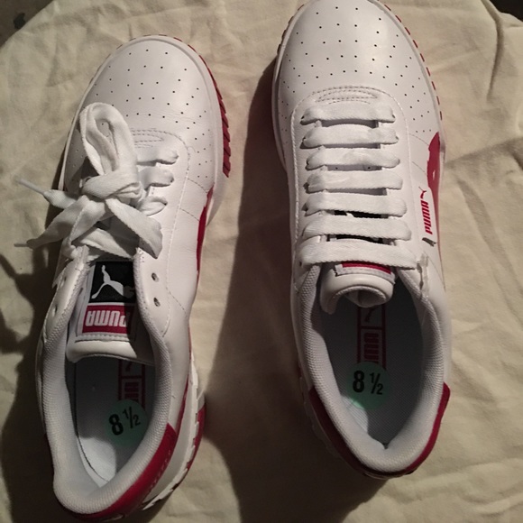 Red and white puma Cali brushed NWOT size 8.5 wmns - Picture 5 of 7